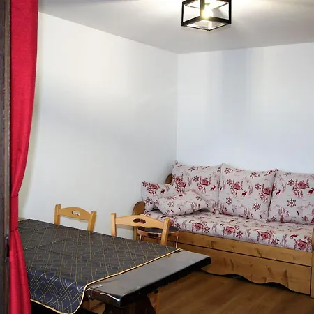 T2 Avec Balcon Expose Sud, 1750, Proche Pistes Et Commerces - Fr-1-340-279 Chamrousse